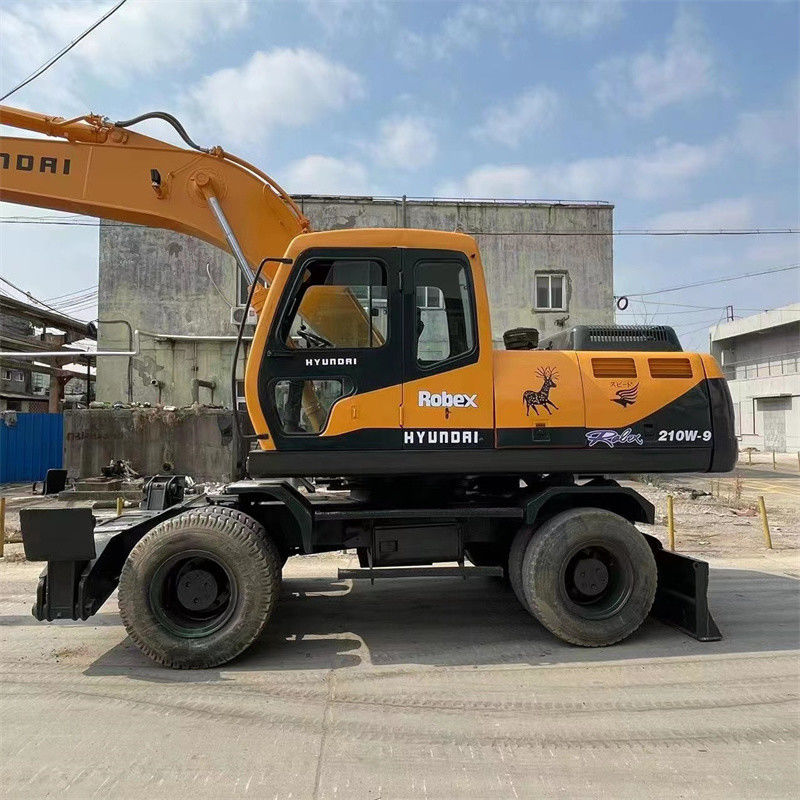 R210W 9 Hyundai Wheel Excavator Limited Sites Heavy Duty Operating Weight 22 Ton