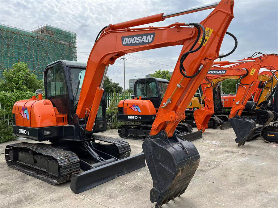 Small Doosan Excavator DH60 Mini Crawler Digger Korea Brand 6ton