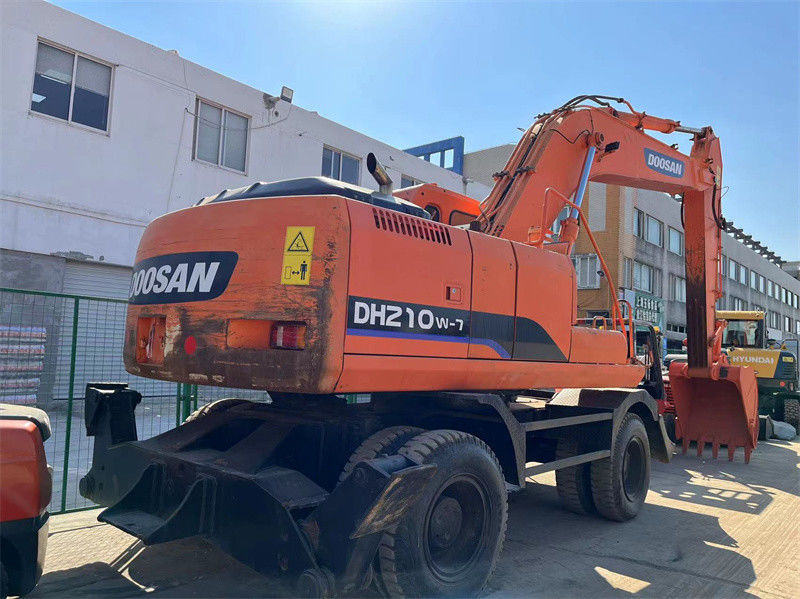 Original Used Doosan DH210W Wheel Excavator Used Doosan 21 Ton Wheel Excavator