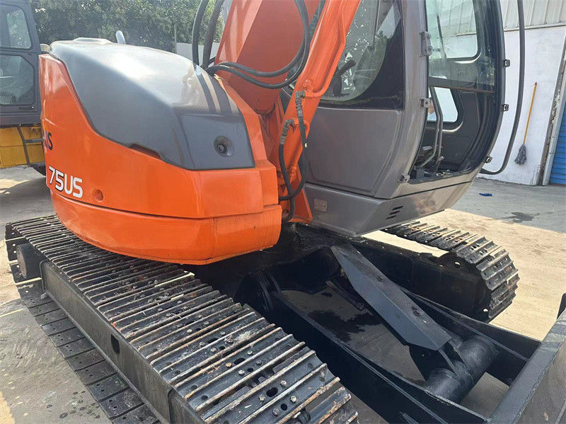 Used Hitachi ZX75US Mini Excavator Used 7.5 Ton Hitachi ZX75 Mini Excavator Digger