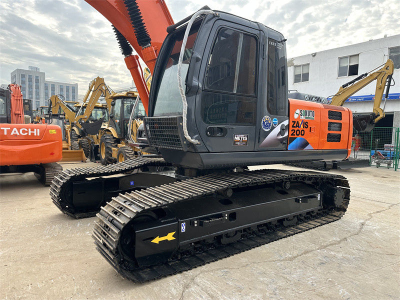 Used Hitachi ZX200LC Excavator Japan Origin Used Hitachi Zx200 20 Ton Excavator