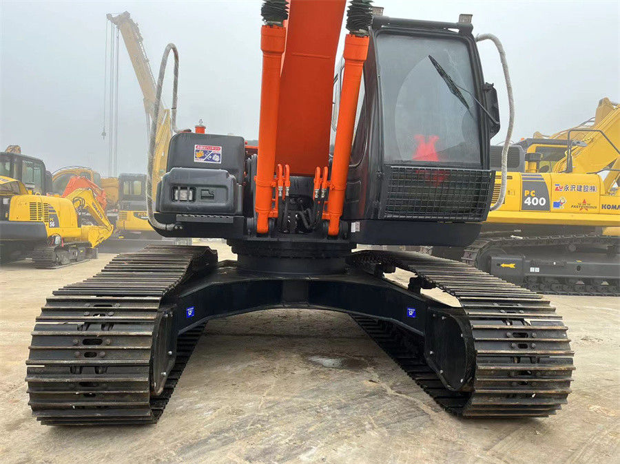 Used Hitachi ZX210 Excavator Imported From Japan With Direct Injection Strong Body