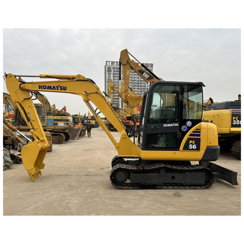 Small Japan Komatsu PC56 Used Hydraulic Excavator Mini Size Weight 5 Tons With Blade