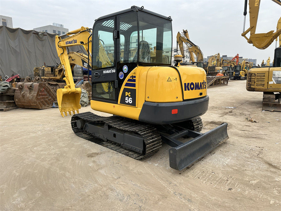 Small Japan Komatsu PC56 Used Hydraulic Excavator Mini Size Weight 5 Tons With Blade