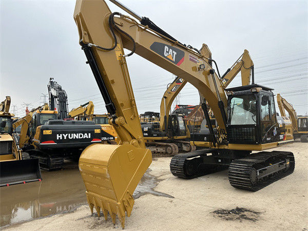 Crawler Moving Type Used Caterpillar Excavator 320D2 for Your Construction Needs