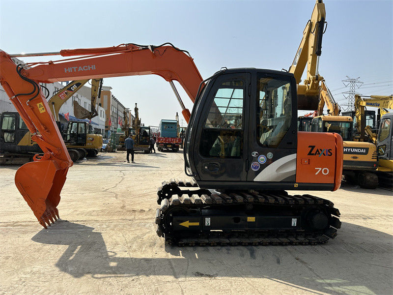 Used Hitachi ZX70 Mini Excavator With Rubber Track 7 Ton Mining Excavator