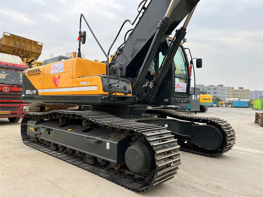 Low Hours 2020 Hyundai 305LC 9T Excavator With And 1.38 M3 Reference Bucket Capacity