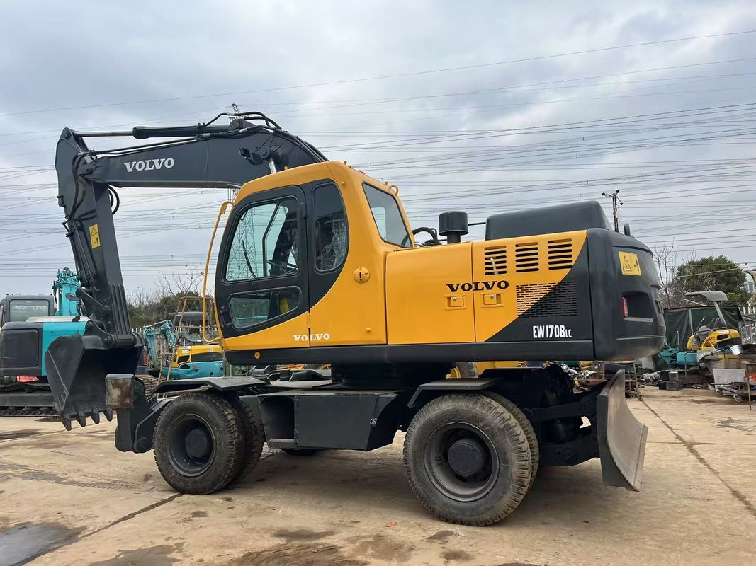 High Performance Used Volvo EW170 Wheel Excavator 17 Tonnage Volvo Wheel Excavator