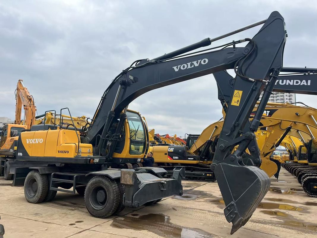High Performance Used Volvo EW170 Wheel Excavator 17 Tonnage Volvo Wheel Excavator