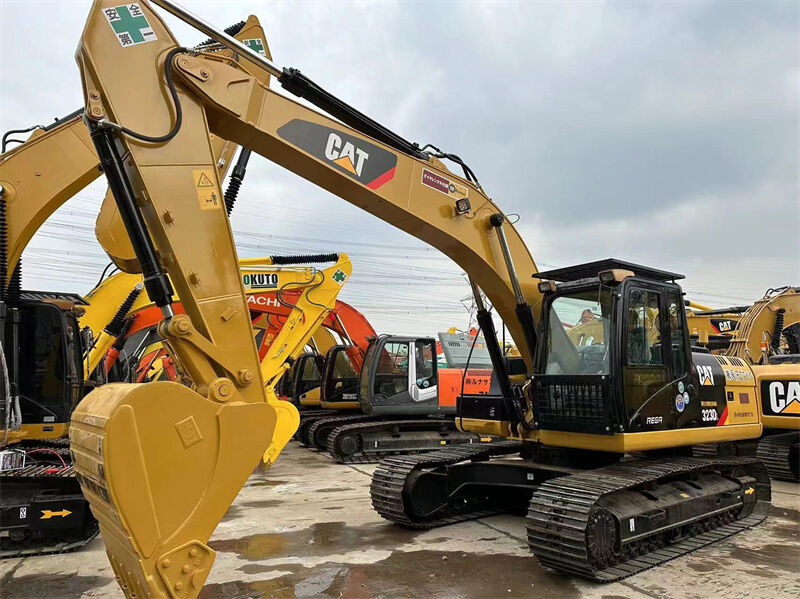 Used Caterpillar Excavator Cat 320DL Medium Size Machine Designed for Long Term Low Downtime and in Various Working Conditions