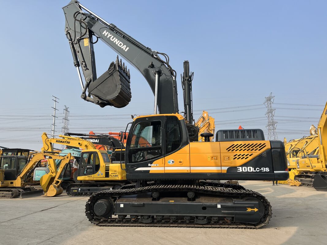 Used Hyundai Excavator 300LC-9 Heavy Duty Machine High Power Durable Engine Stable Operation Perfect for Demanding Earthmoving Tasks