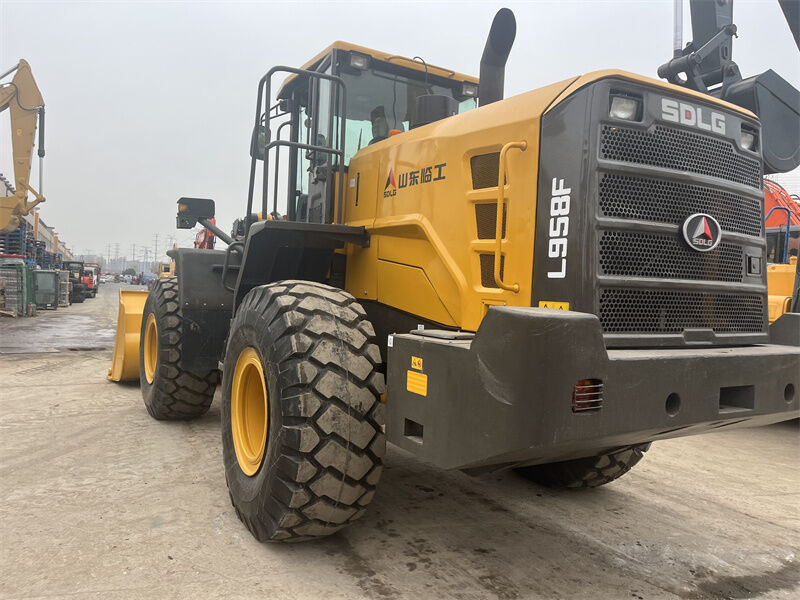 Good Condition Used SDLG L958F Wheel Loader with 178 KW Engine Power, 6000 Kg Operating Weight, and 2024 Year Model