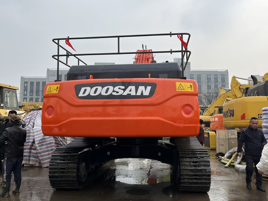 Used Doosan DX340LCA Excavator Equipped with Common Rail Engine and Comfortable Cabin for Operator Visibility and Long Shift Performance