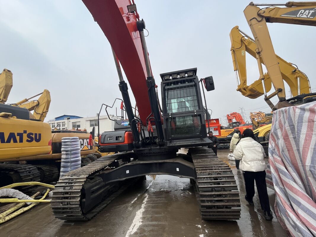 Used Doosan DX340LCA Excavator Equipped with Common Rail Engine and Comfortable Cabin for Operator Visibility and Long Shift Performance