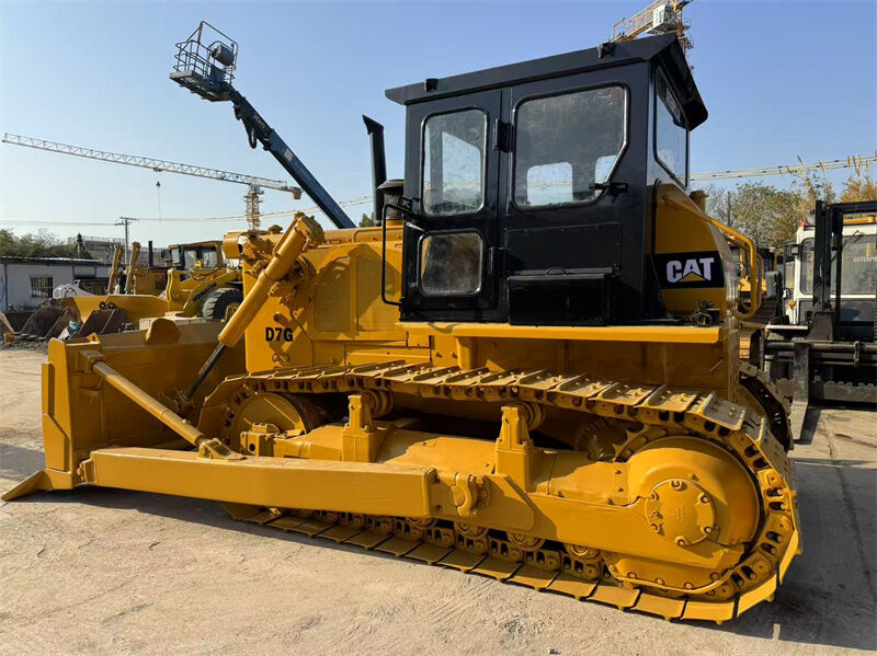Original Used CAT D7G Bulldozer with 3306 Engine, 20230kg Operation Weight, and Straight Tilt Blade